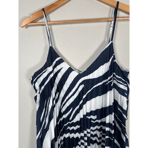 Banana Republic Strappy V Neck Pleated Midi Dress Womens Dress Size S Navy White - Picture 3 of 9